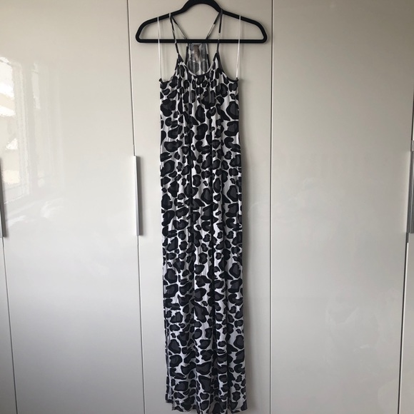Thyme Maternity Leopard Print Maxi Dress B&W - Picture 2 of 8